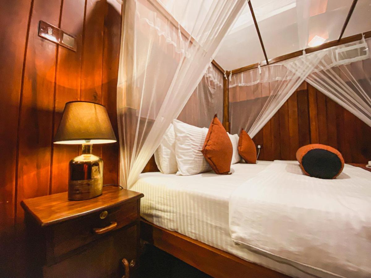 Hotel Levon Элла Экстерьер фото